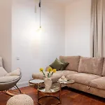 Soleil - Shine Of The Old Town, Parking & Sauna Daire Riga
