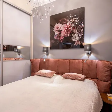 Soleil - Shine Of The Old Town, Parking & Sauna * Riga