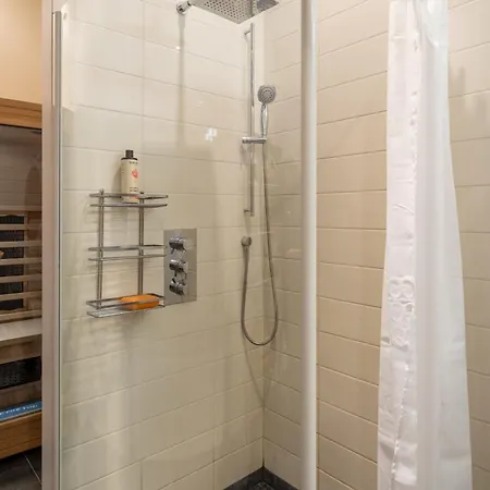 Soleil - Shine Of The Old Town, Parking & Sauna Ryga