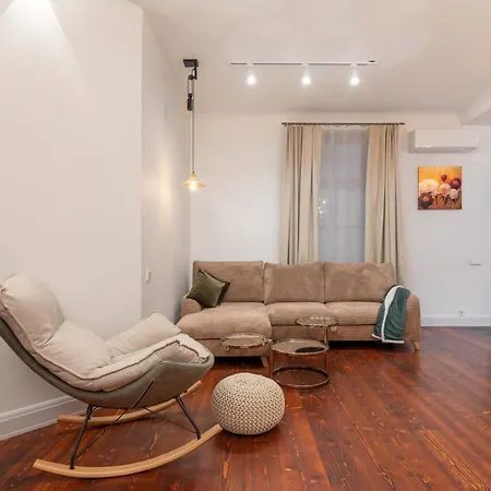 Soleil - Shine Of The Old Town, Parking & Sauna Apartament *