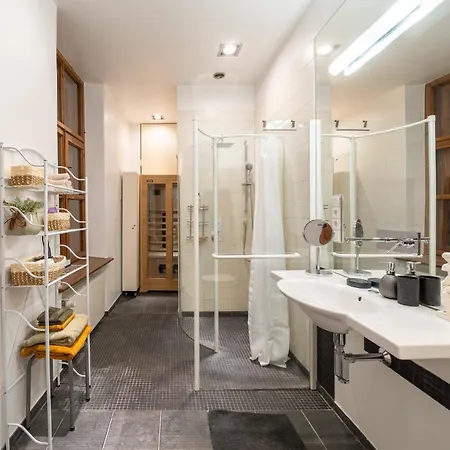 Soleil - Shine Of The Old Town, Parking & Sauna 里加