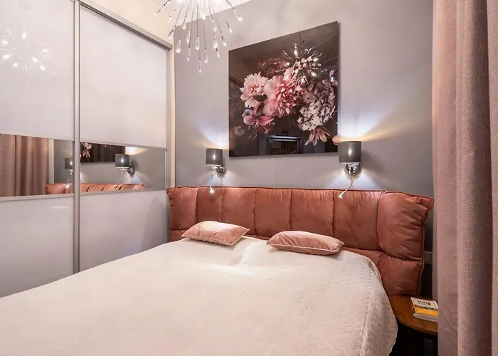 Soleil - Shine Of The Old Town, Parking & Sauna * Riga