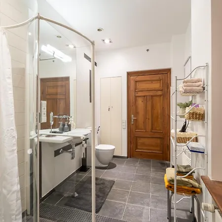 Soleil - Shine Of The Old Town, Parking & Sauna Daire