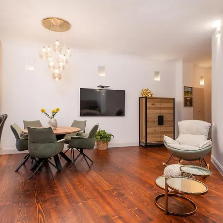 Apartment Soleil - Shine Of The Old Town, Parking & Sauna