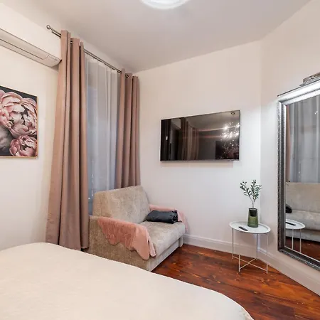 Apartmán Soleil - Shine Of The Old Town, Parking & Sauna Riga